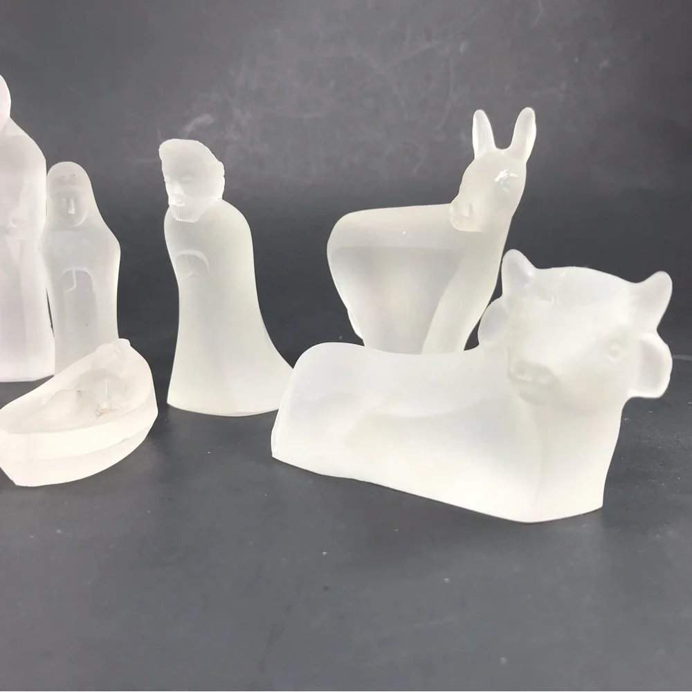 Clearly Nativity Set Mexican 24% Lead Crystal 9 Piece Frosted Minimalist